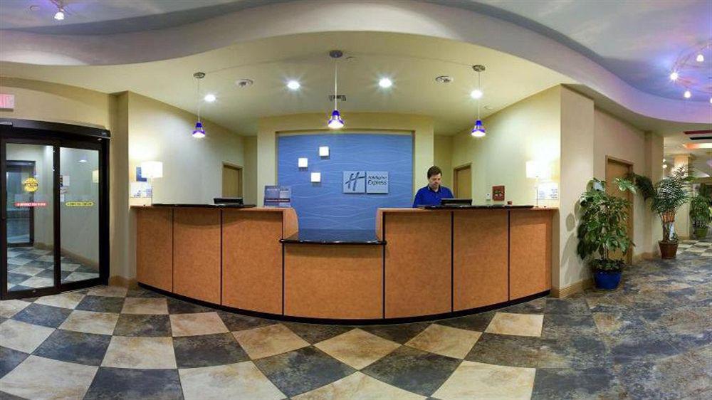 Holiday Inn Express Hotel & Suites La Place By Ihg Экстерьер фото
