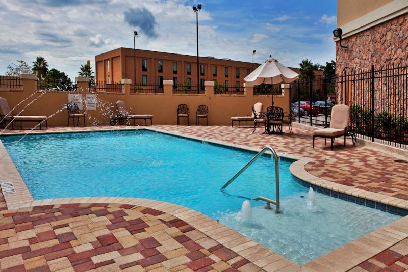 Holiday Inn Express Hotel & Suites La Place By Ihg Экстерьер фото